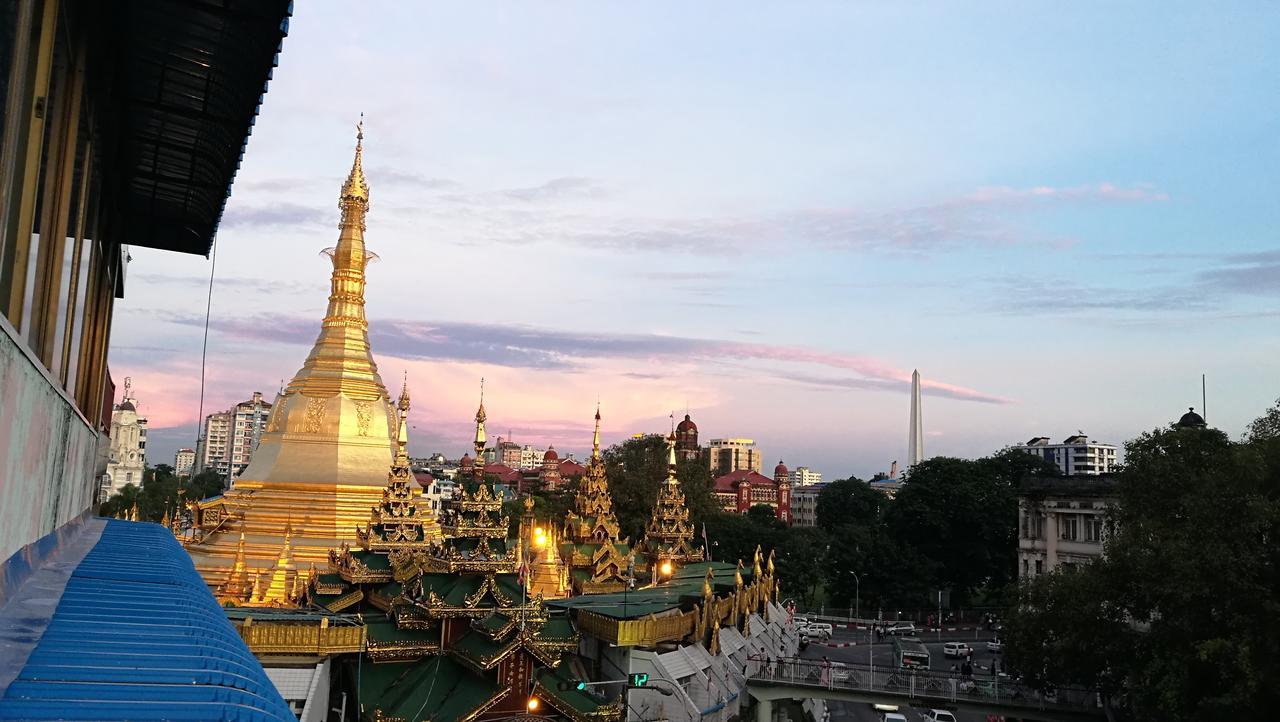 Dengba Hostel Yangon Eksteriør bilde
