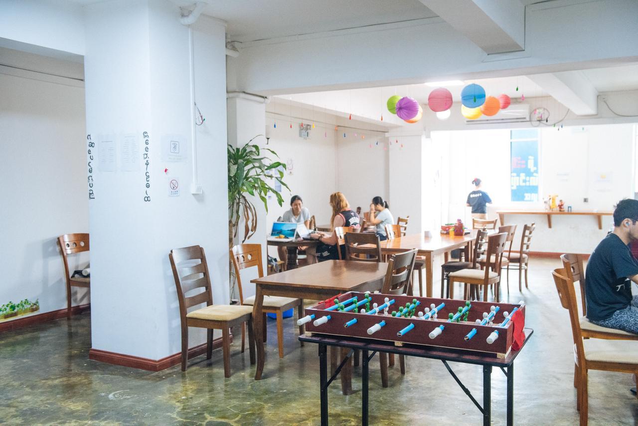 Dengba Hostel Yangon Eksteriør bilde