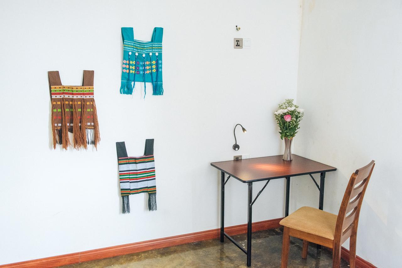 Dengba Hostel Yangon Eksteriør bilde