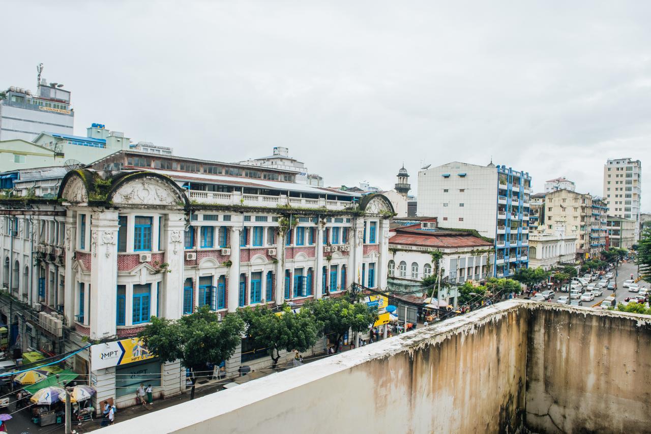 Dengba Hostel Yangon Eksteriør bilde