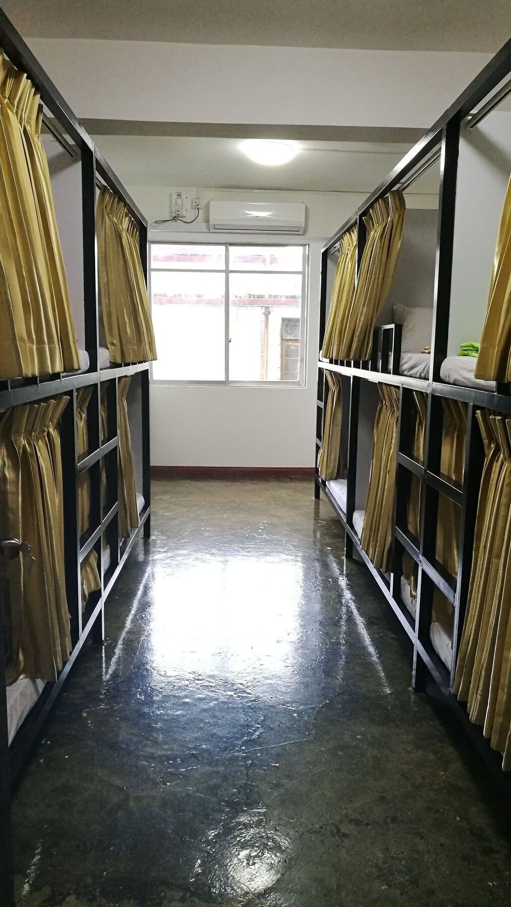 Dengba Hostel Yangon Eksteriør bilde